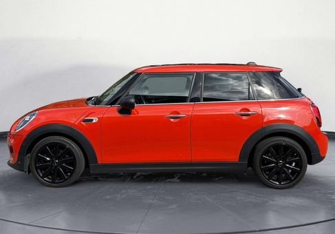 MINI ONE, 2019 3