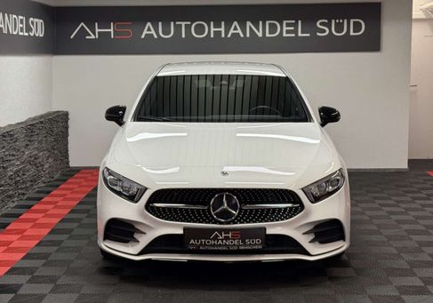 Mercedes-Benz A 180, 2022