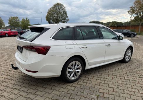 Skoda Octavia, 2024 3