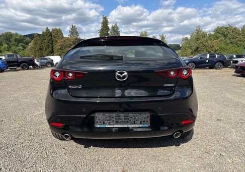 Mazda 3, 2023