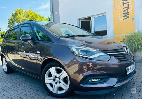 Opel Zafira Tourer, 2017