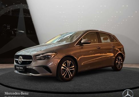 Mercedes-Benz B 200, 2025