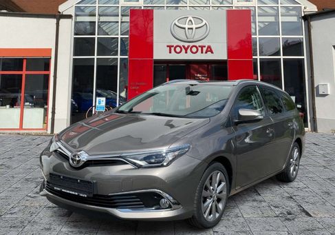 Toyota Auris, 2017