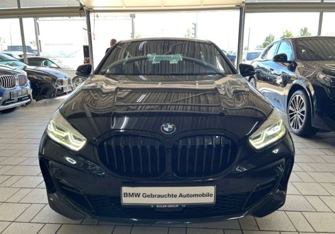 BMW 118, 2021