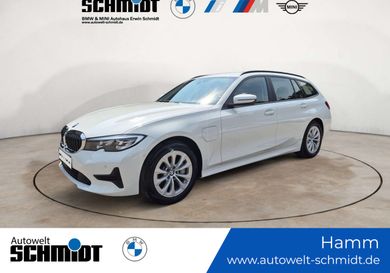 BMW 330, 2021