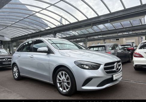 Mercedes-Benz B 180, 2019