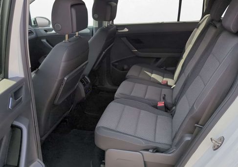 Volkswagen Touran, 2022 3