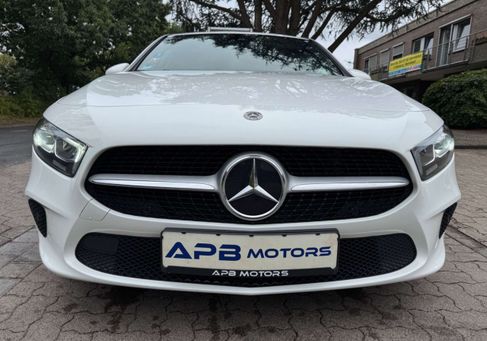 Mercedes-Benz A 180, 2022