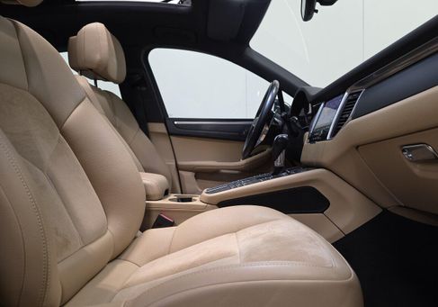 Porsche, 2018