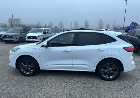 Ford Kuga, 2022