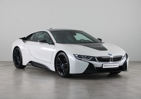 BMW i8, 2020