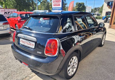 MINI ONE, 2018