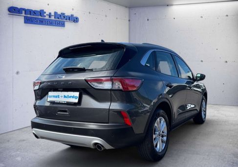 Ford Kuga, 2020