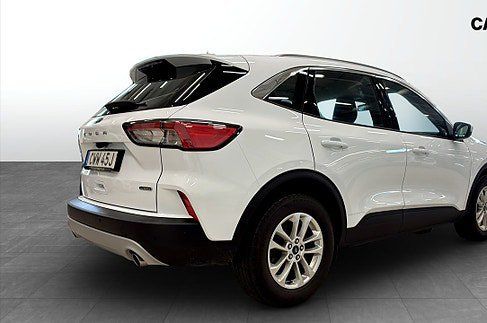 Ford Kuga, 2022