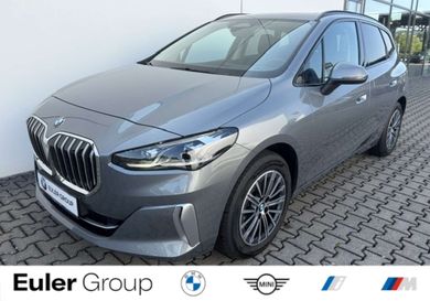 BMW 220, 2025