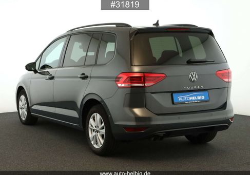 Volkswagen Touran, 2024 3