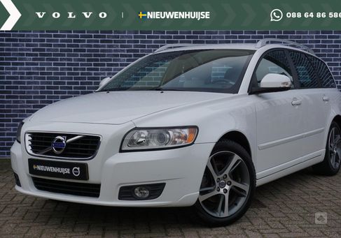 Volvo V50, 2011