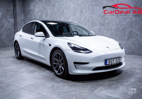 Tesla Model 3, 2021