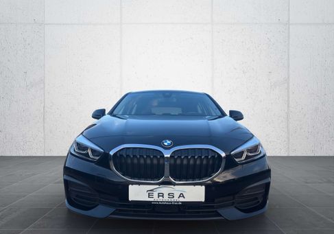 BMW 120, 2020