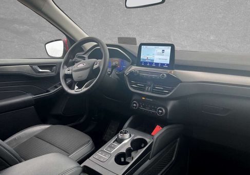 Ford Kuga, 2022