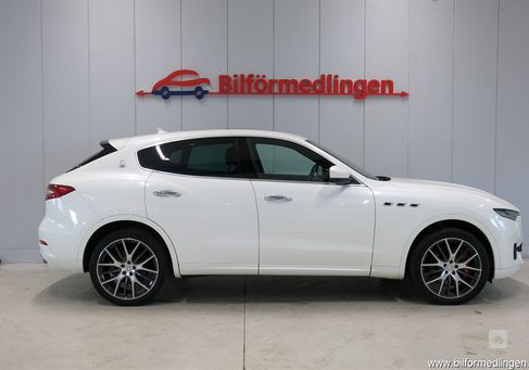 Maserati Levante, 2017