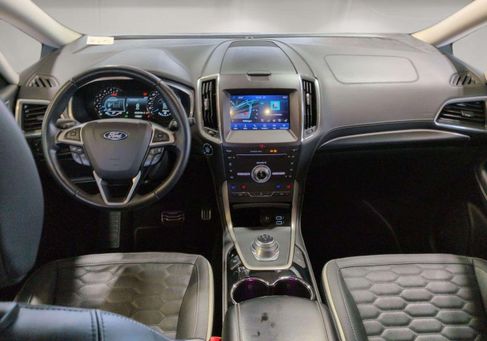 Ford S-Max, 2022 3