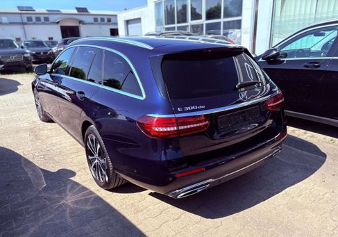 Mercedes-Benz E 300, 2021