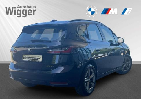BMW 220, 2025 3