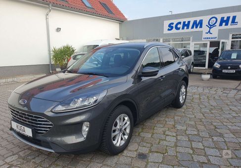 Ford Kuga, 2022