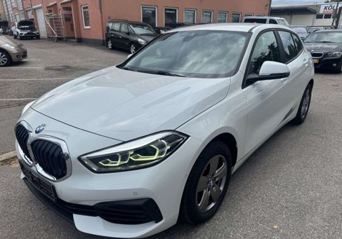 BMW 116, 2022 3