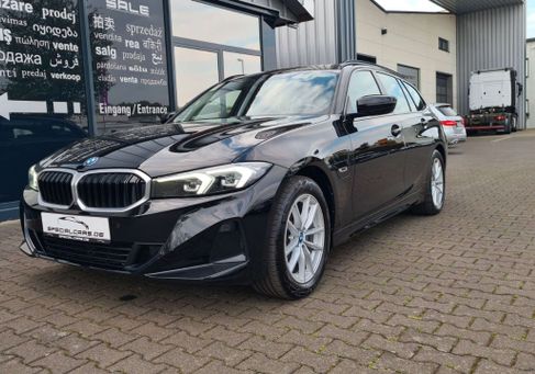 BMW 320, 2022