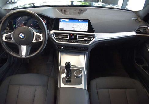 BMW 320, 2022