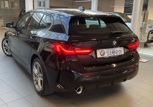 BMW 118, 2024