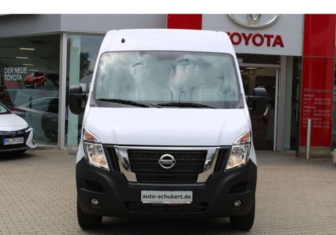 Nissan Interstar, 2024