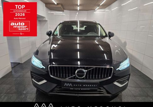 Volvo V60, 2022