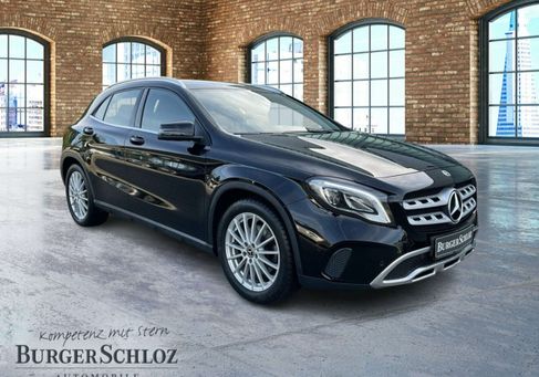 Mercedes-Benz GLA 220, 2017