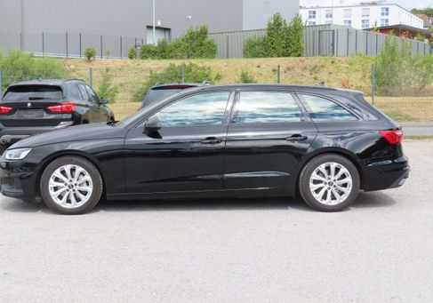 Audi A4, 2022