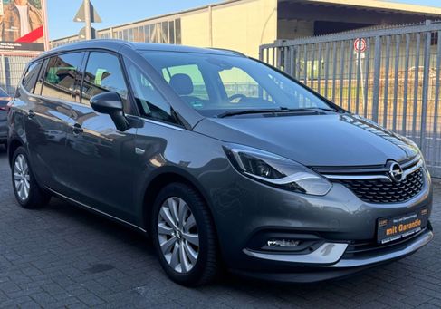 Opel Zafira, 2018