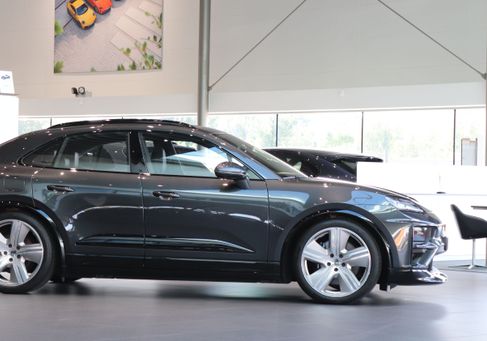 Porsche Macan, 2024