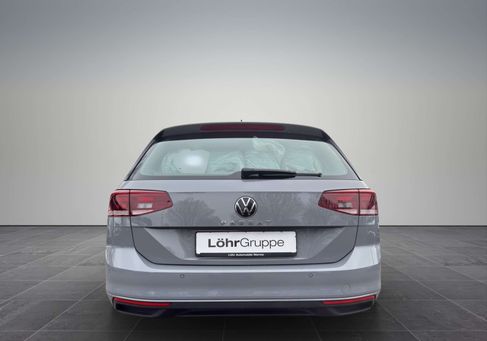 Volkswagen Passat Variant, 2022