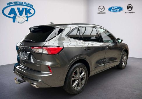 Ford Kuga, 2022