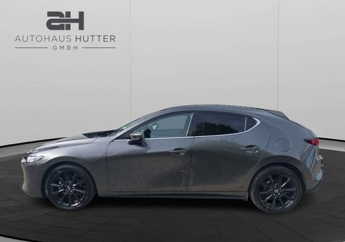 Mazda 3, 2025