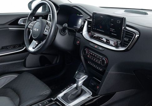 Kia XCeed, 2022 3