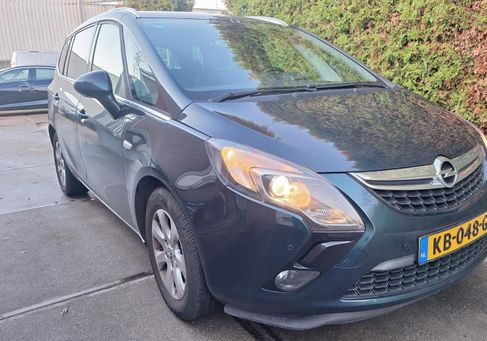 Opel Zafira Tourer, 2016