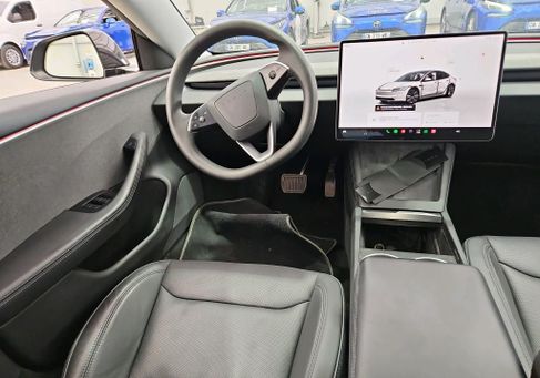 Tesla Model 3, 2024 3