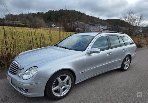 Mercedes-Benz E 280, 2009