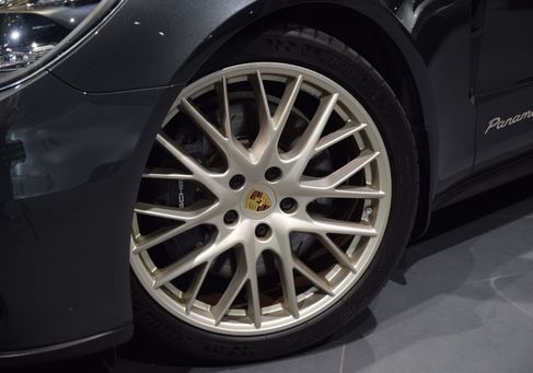 Porsche Panamera, 2020