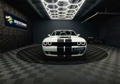 Dodge Challenger, 2019