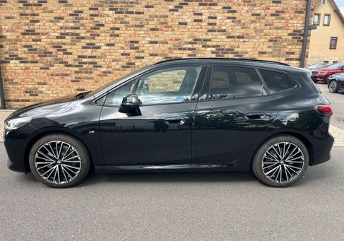BMW 220, 2022