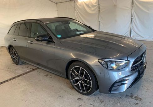 Mercedes-Benz E 400, 2023